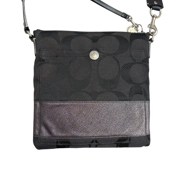 Coach Handbags - Coach vintage y2k 10127 black striped signature messenger bag